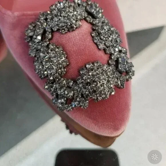 Manolo Blahnik PINK Velvet Hangisi , RARE! size 38.5 - Picture 7 of 17